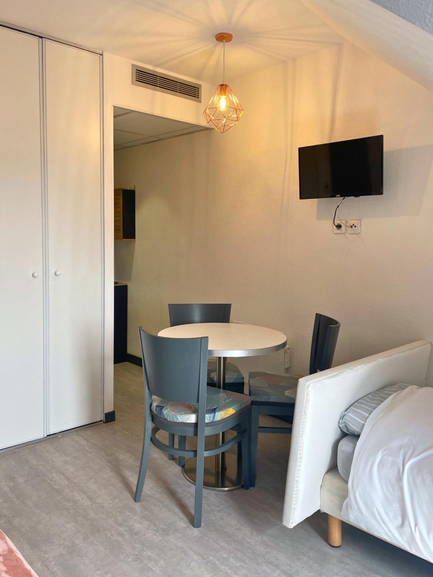 Reve Rose Equipe, Wifi, Vue Apartment